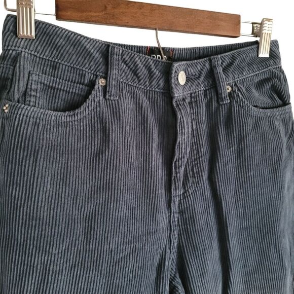 BDG urban outfitters Mom high rise blue corduroy jeans size 26 - Picture 5 of 11
